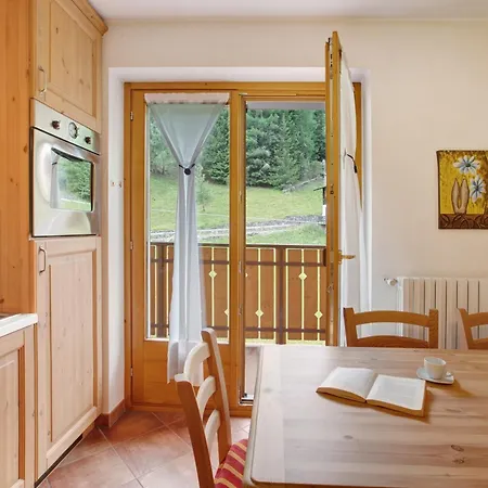 Casa Michela Trilocale ואלפורבה